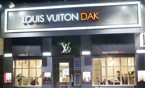 louis vuitton v vuiton dak